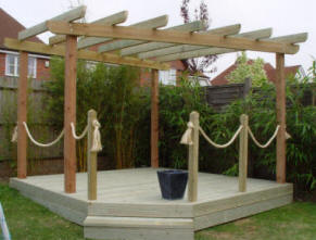 Sturdy pergola with rope feature